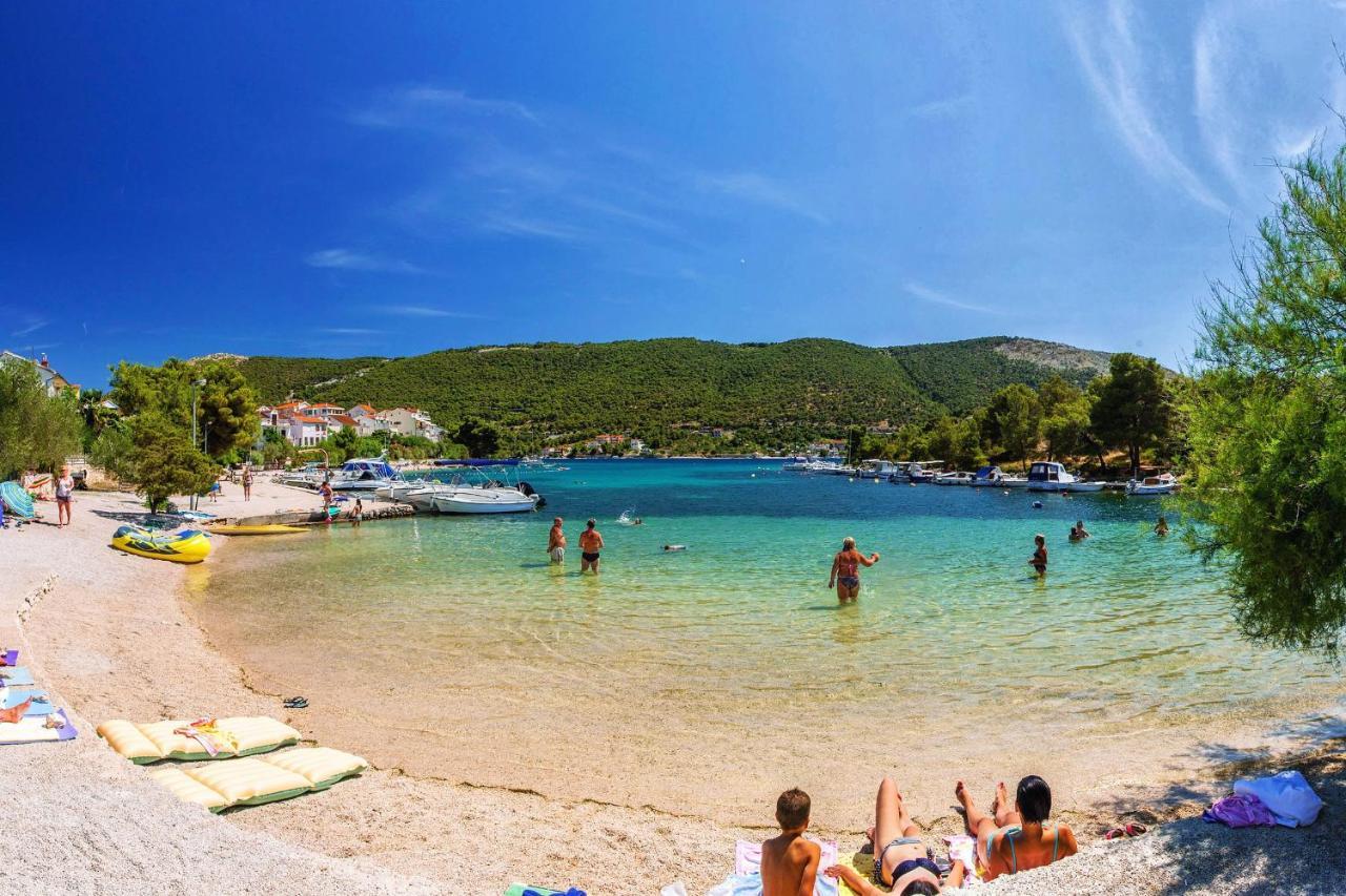 Apartments By The Sea Grebastica, Sibenik - 4881 Baselovici Bagian luar foto