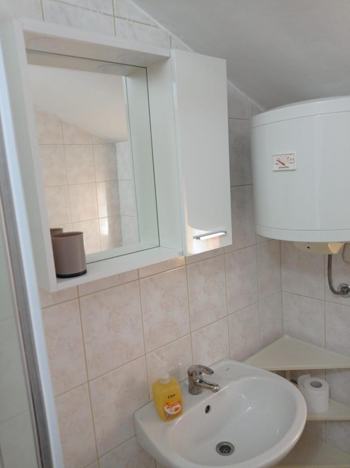 Apartments By The Sea Grebastica, Sibenik - 4881 Baselovici Ruang foto
