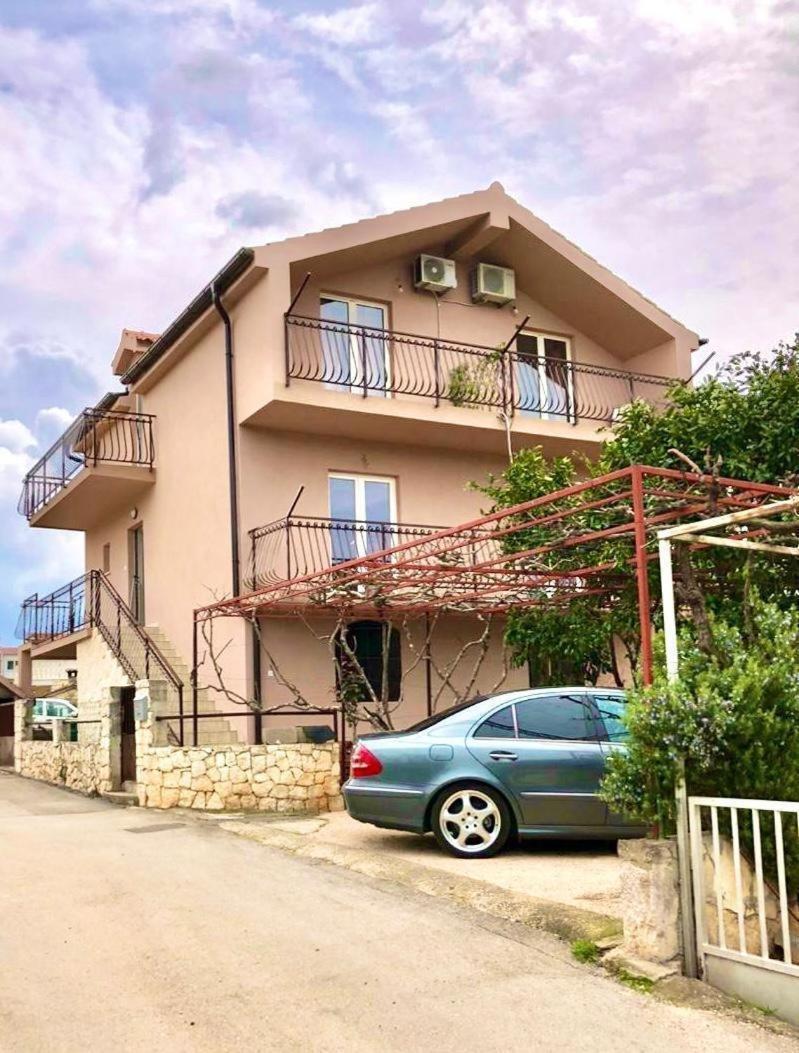 Apartments By The Sea Grebastica, Sibenik - 4881 Baselovici Bagian luar foto